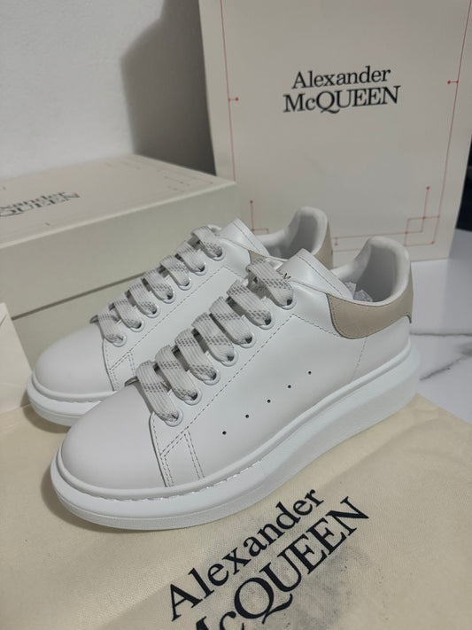 Alexander McQueen Beige