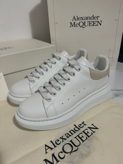 Alexander McQueen Beige