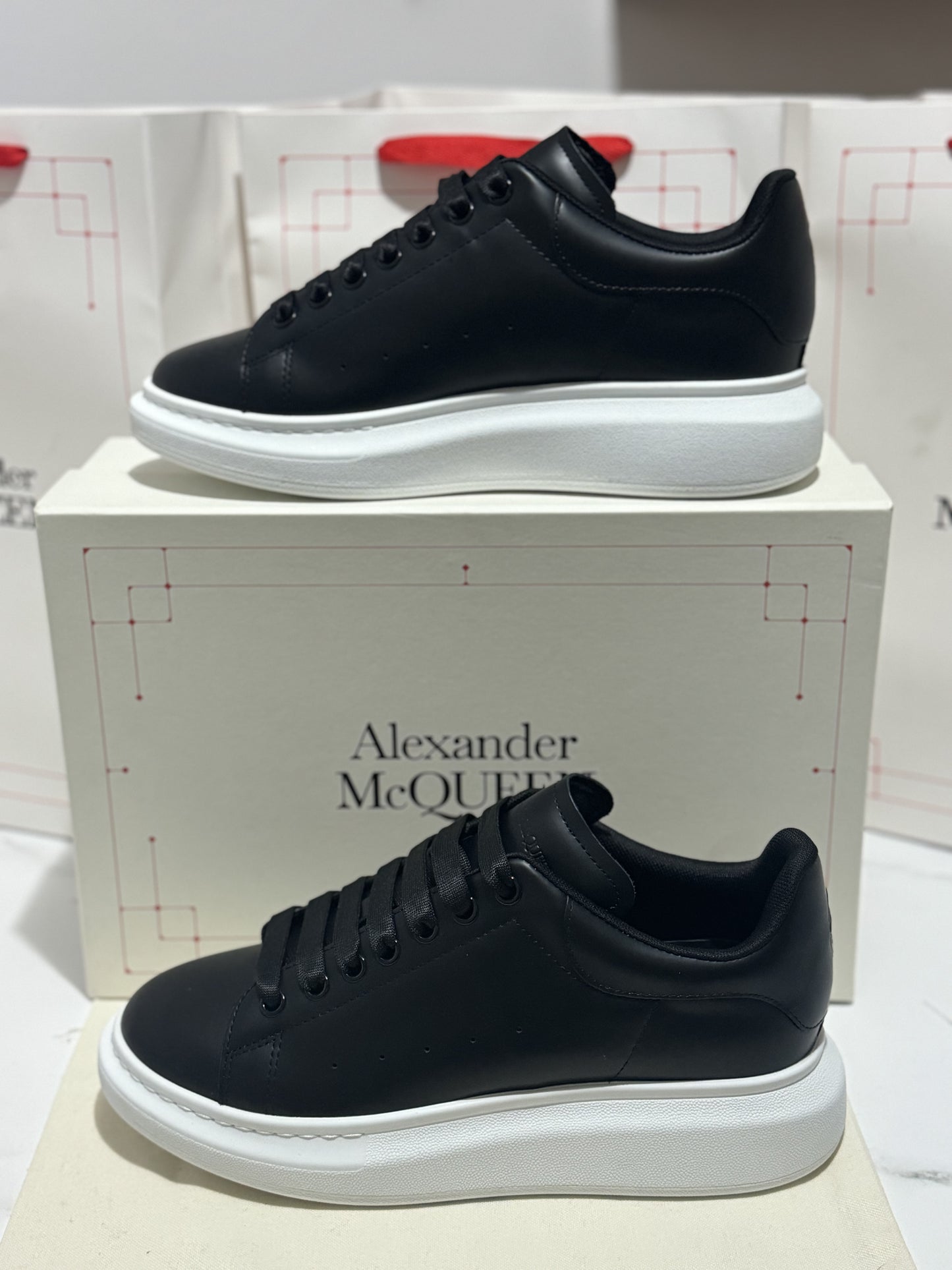 Alexander McQueen Full Black