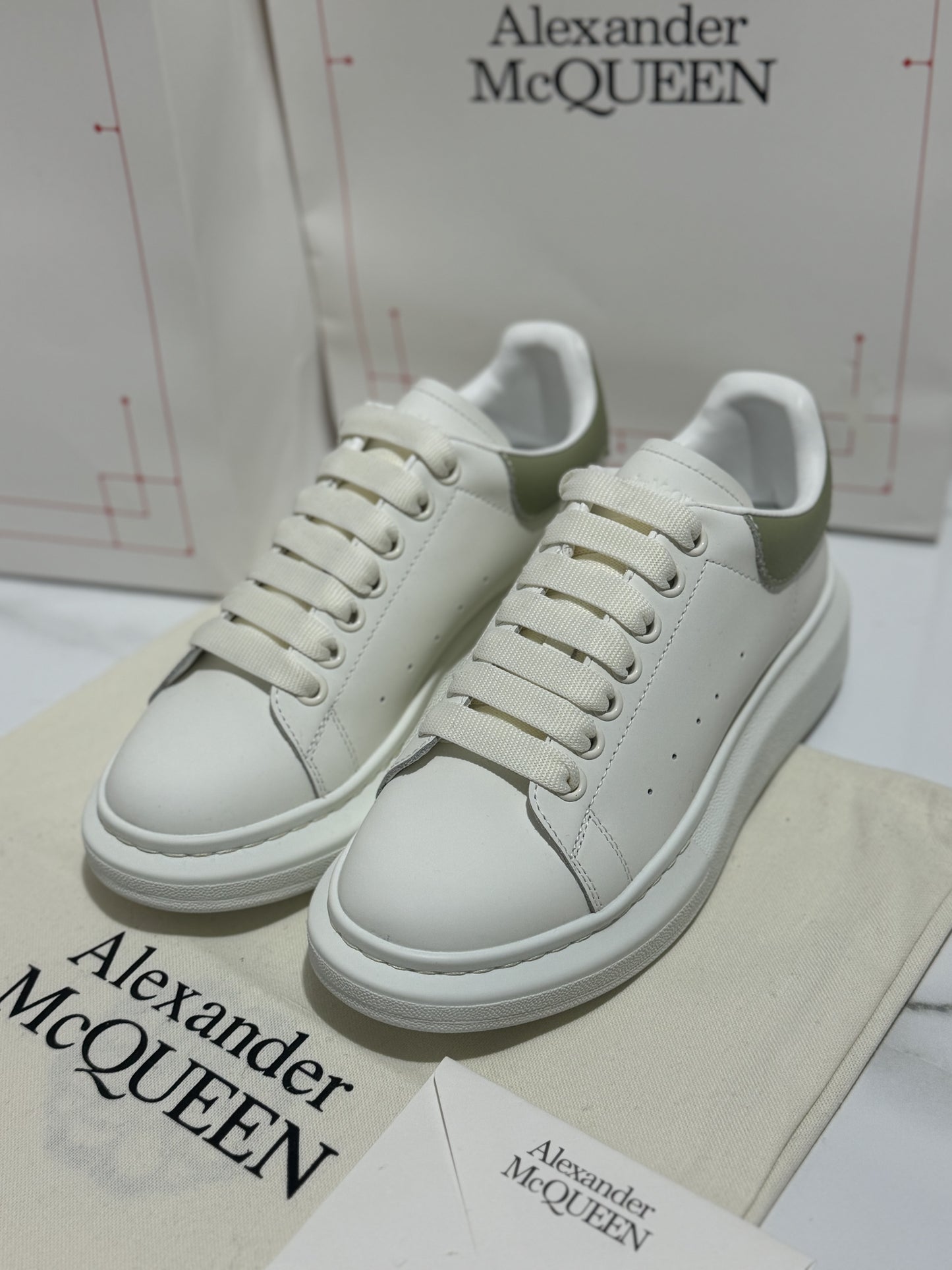Alexander McQueen Olive