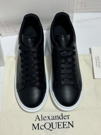 Alexander McQueen Full Black