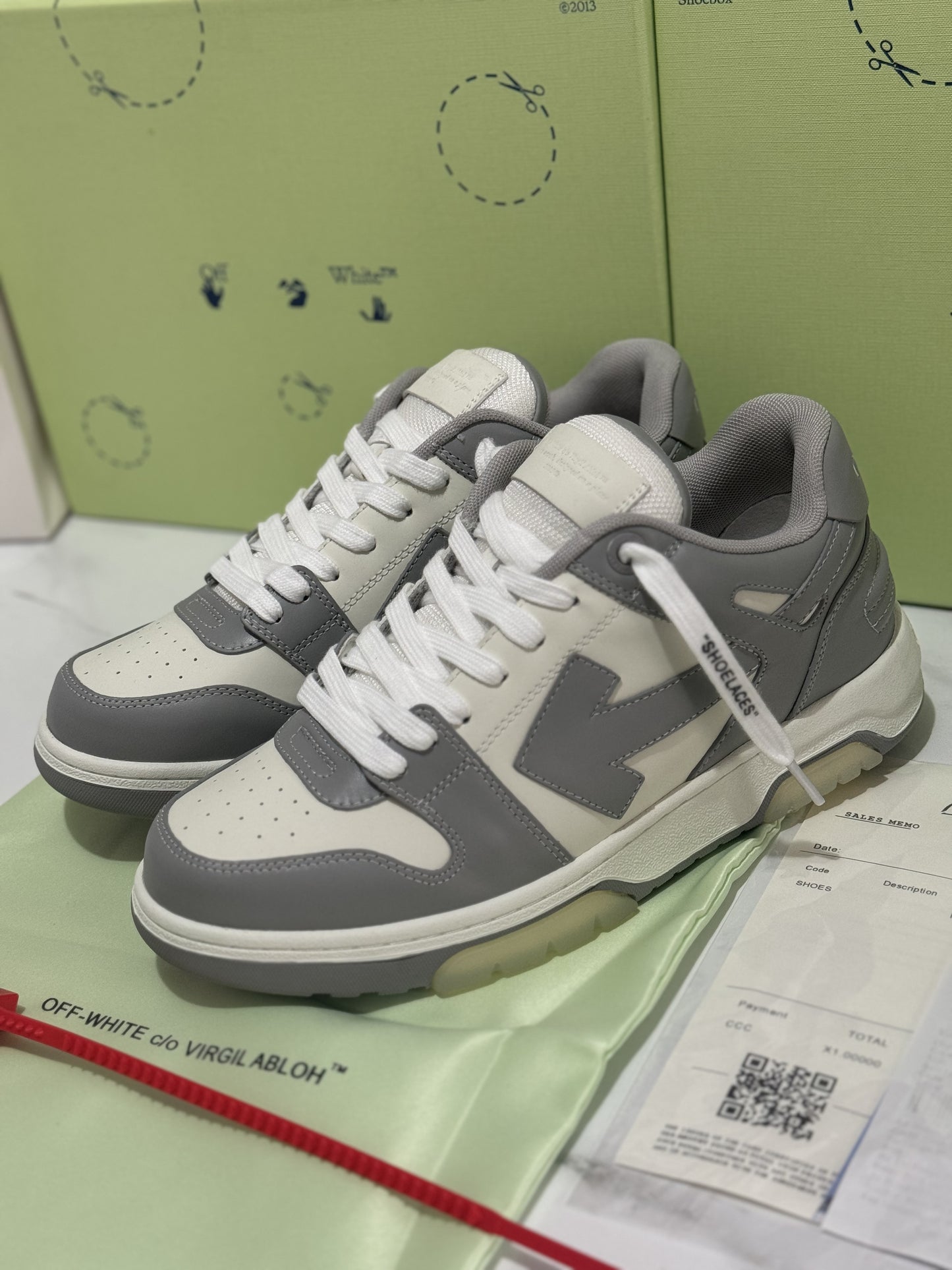 OFF WHITE Out Of Office