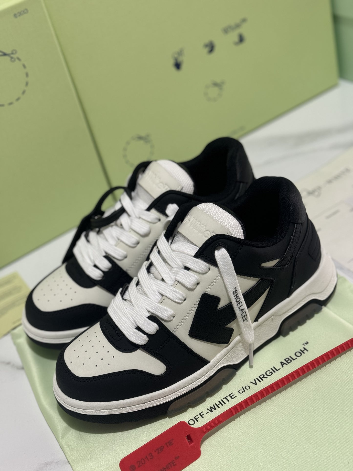 OFF WHITE Out Of Office