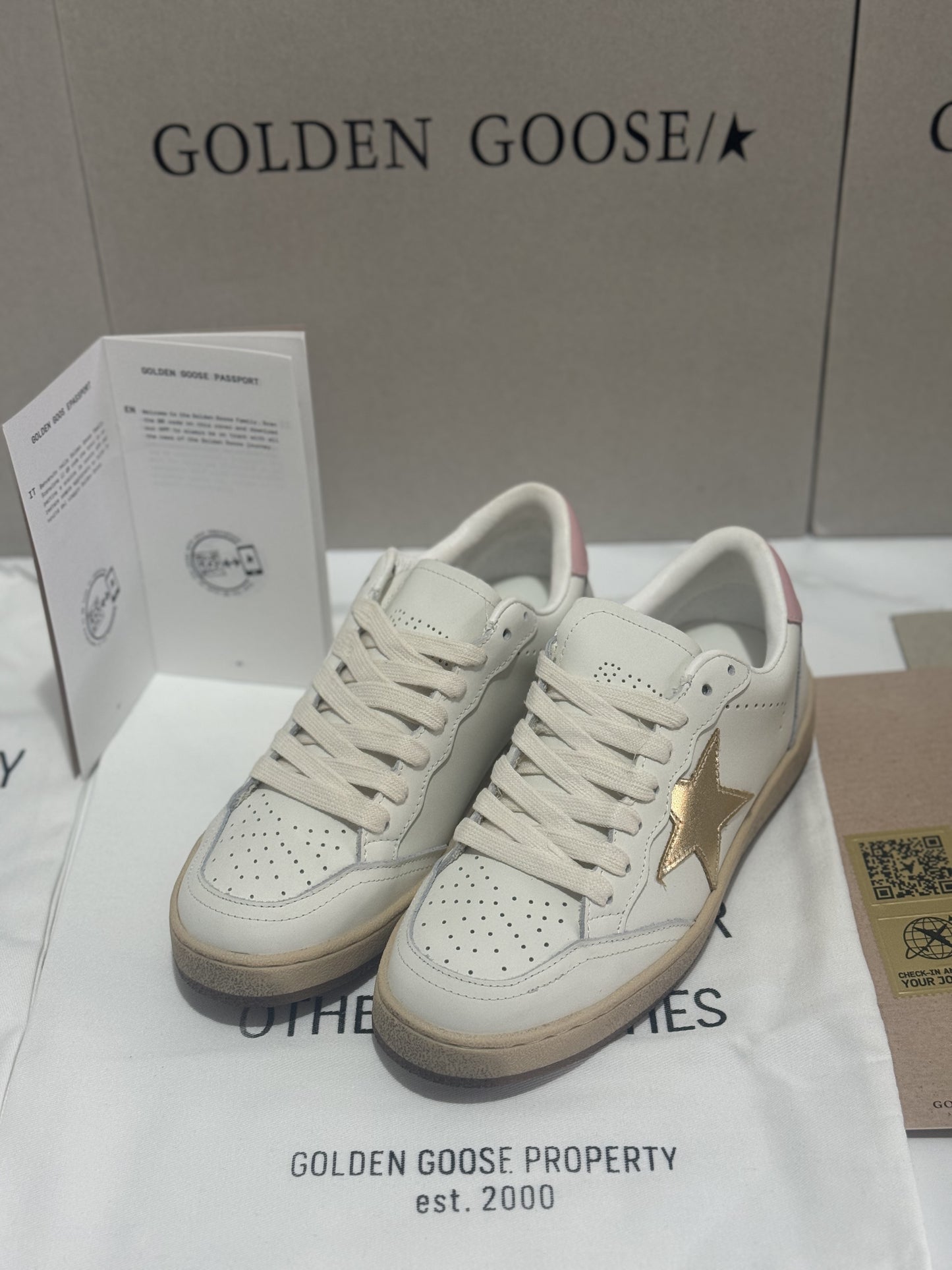 Golden Goose Super-Star