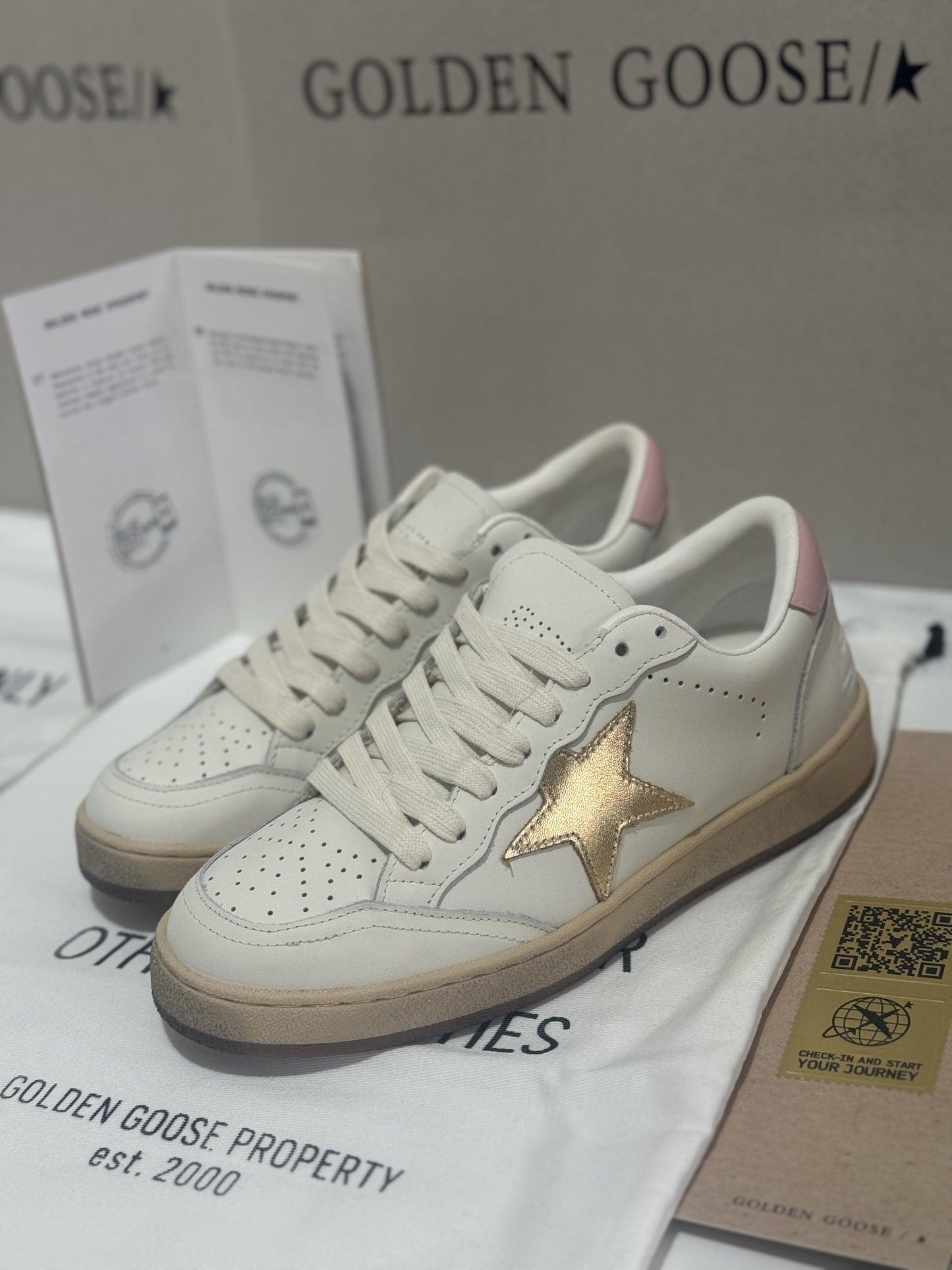 Golden Goose Super-Star