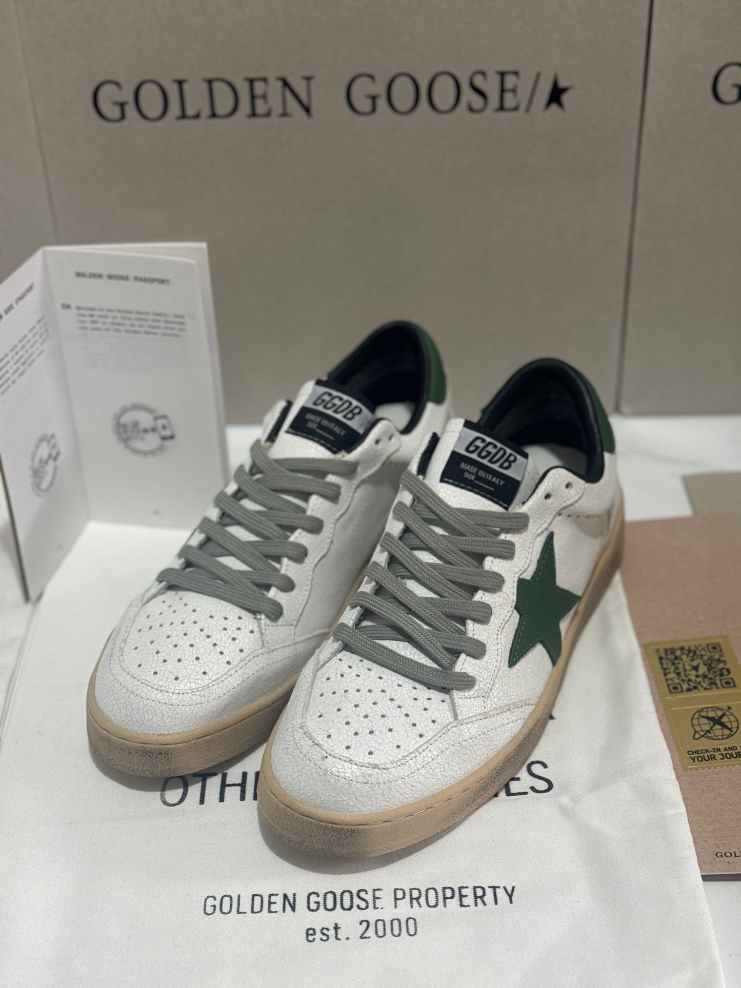 Golden Goose Super-Star