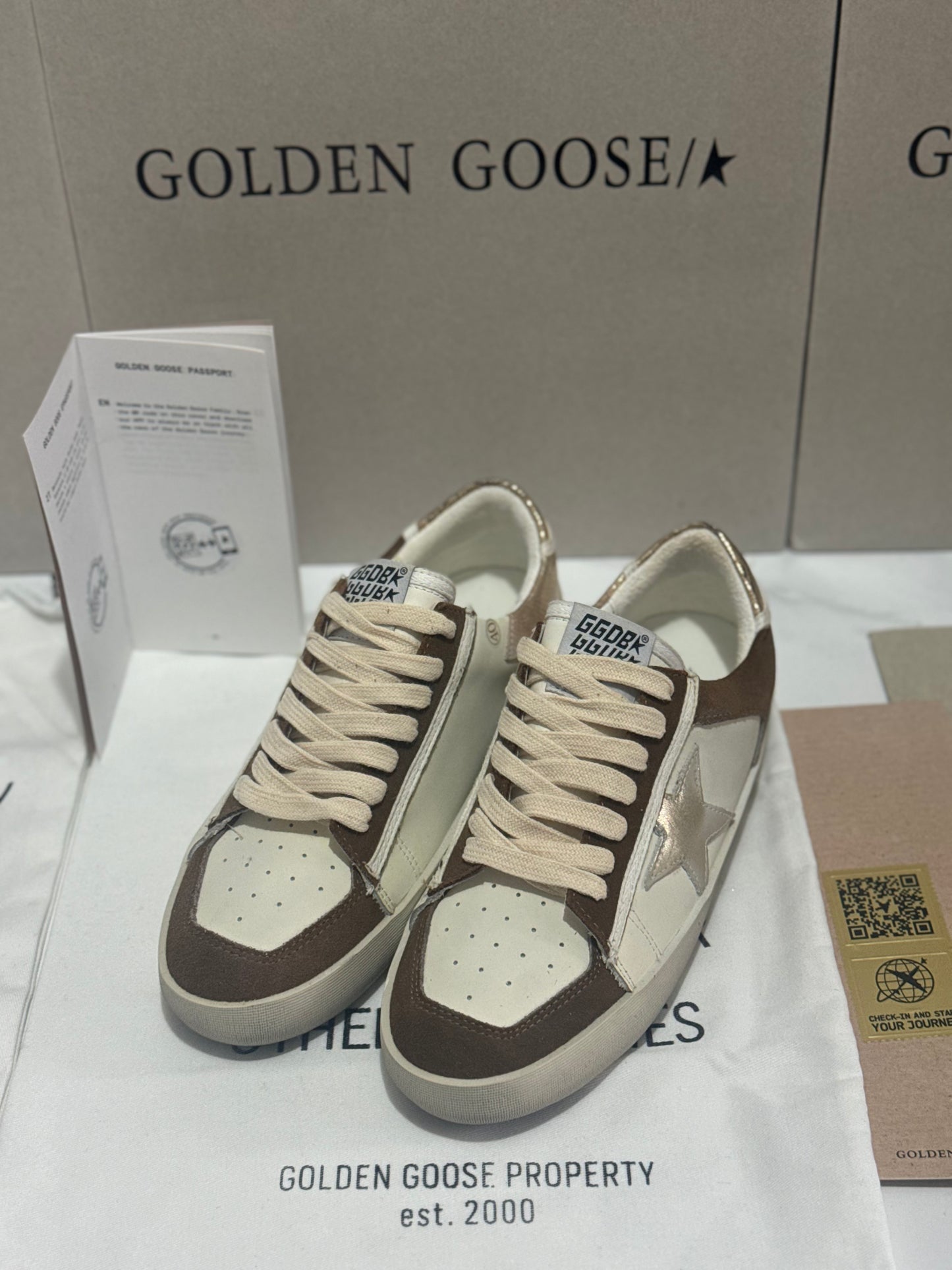 Golden Goose Super-Star