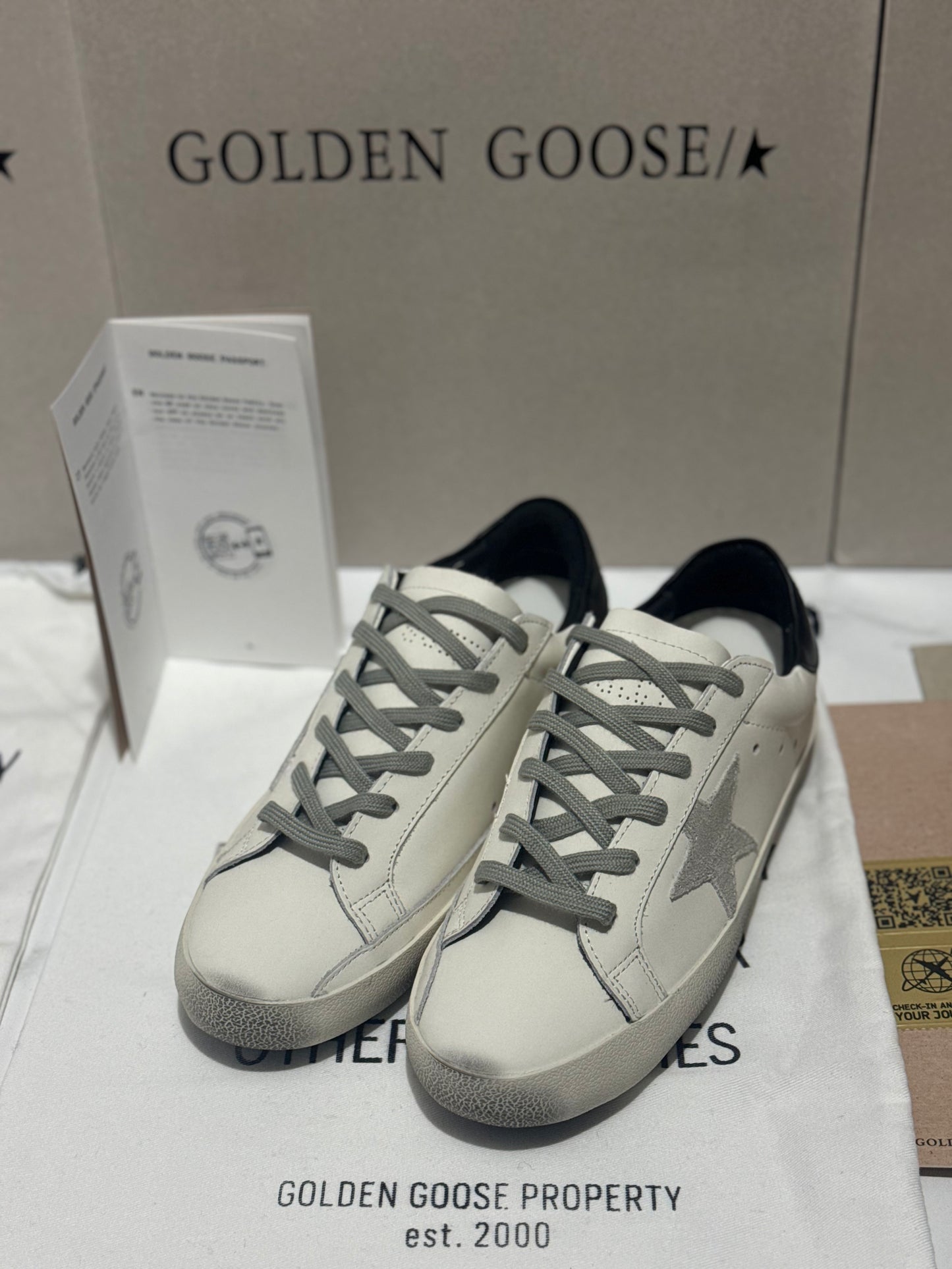 Golden Goose Super-Star