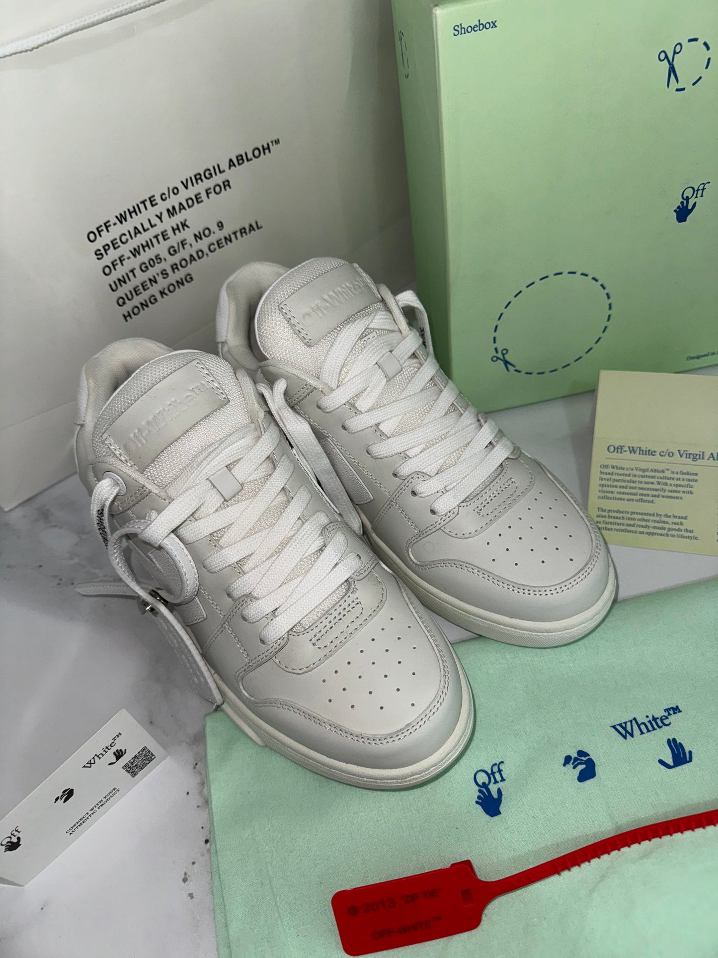 OFF WHITE Out Of Office