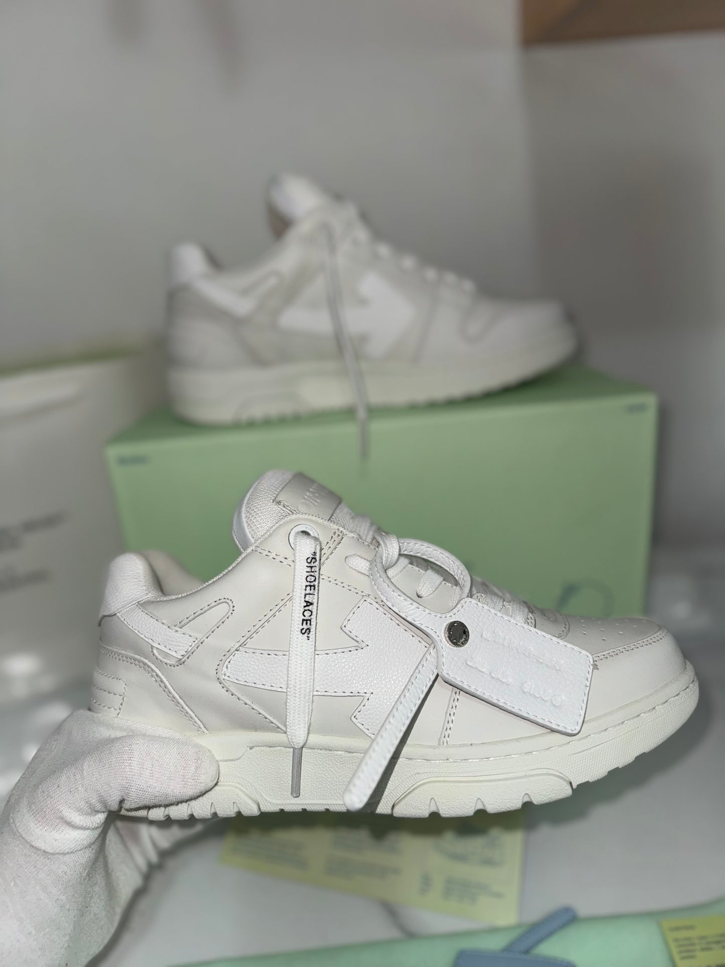 OFF WHITE Out Of Office