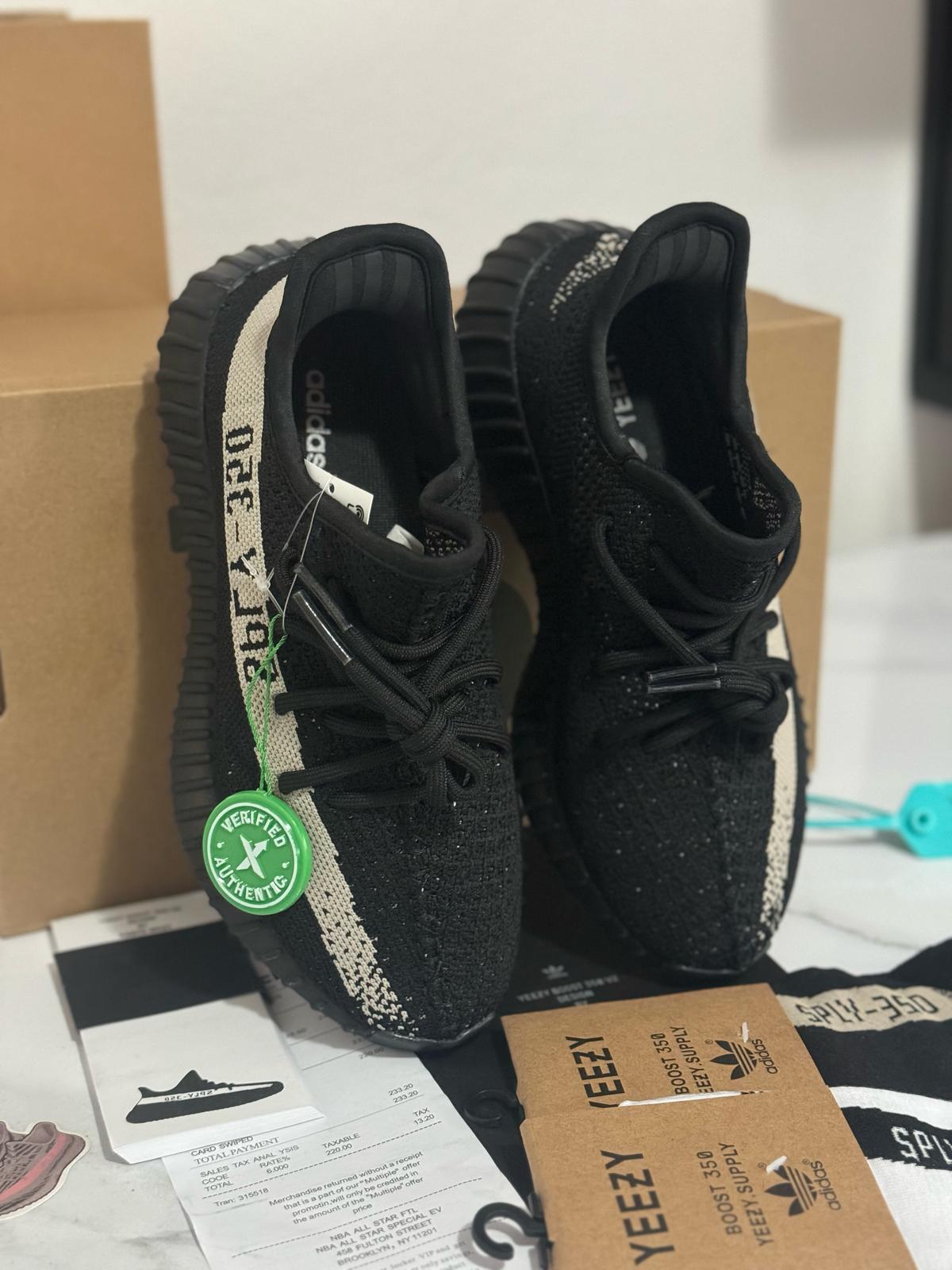 Adidas Yeezy Boost 350 "Oreo"