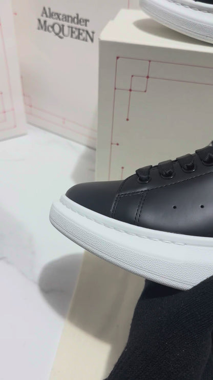 Alexander McQueen Full Black