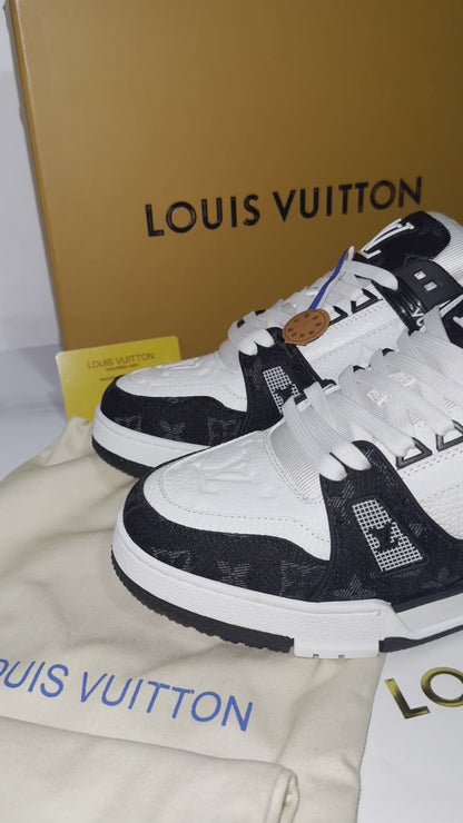 Louis Vuitton Trainer Sneakers Black & White