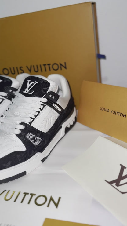 Louis Vuitton Trainer Sneakers Black & White