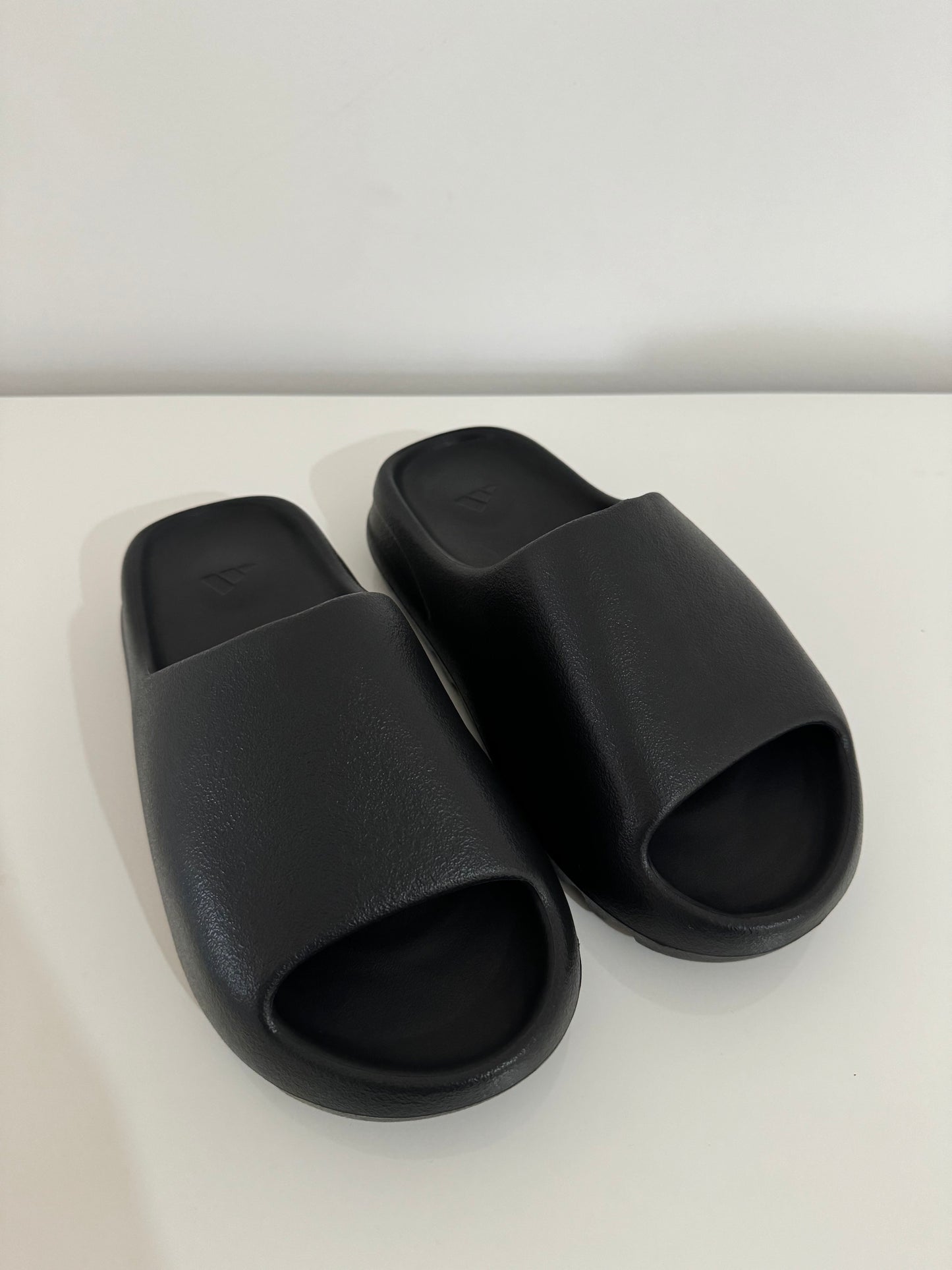 Yeezy Slide "Onyx"
