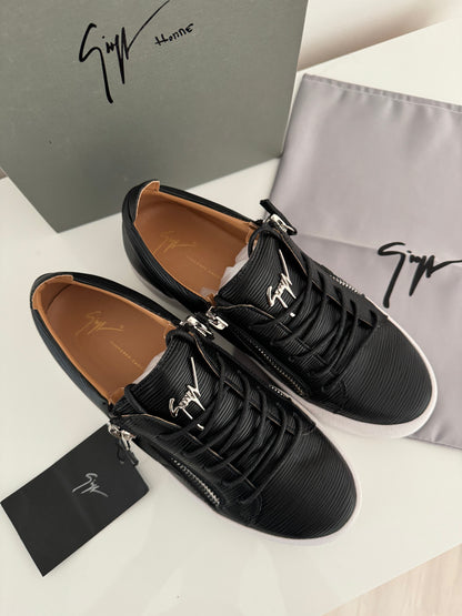 Giuseppe Zanotti Gail Black Silver