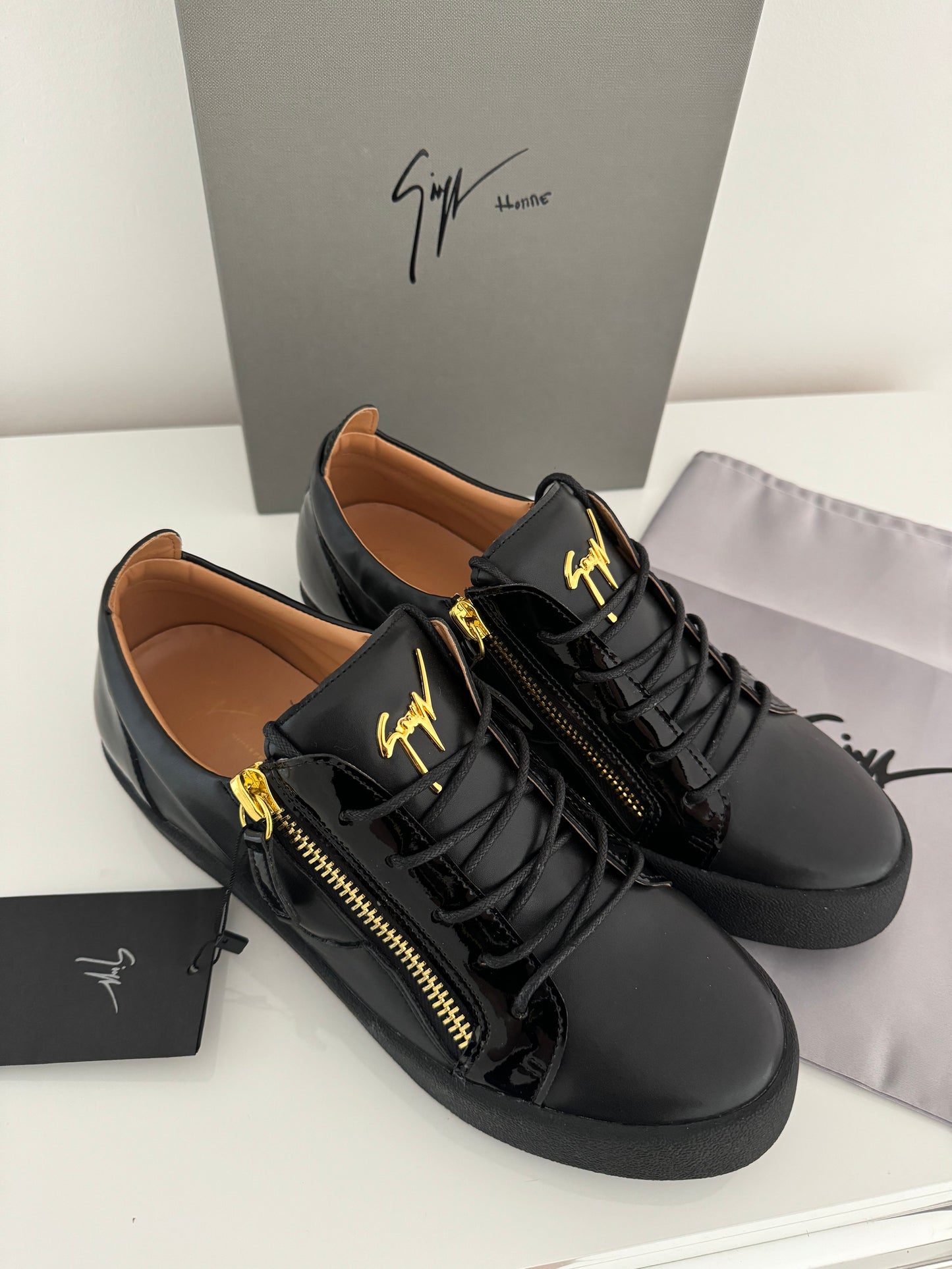 Giuseppe Zanotti Gail Black Gold